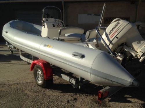 CHANGEMENT FLOTTEUR BOMBARD EXPLORER 640